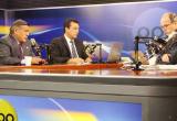 César Acuña presidente regional de La Libertad, en entrevista con un medio radial. (Foto cortesía GRLL)