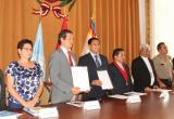 Firma del Convenio por la Seguridad Humana, realizado esta mañana en la Casa de Gobierno de Trujillo. (Foto cortesía)