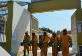 Con estos trajes especiales se realizará la fumigación contra el vector del dengue en El Porvenir. (Foto GRLL)