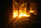 La madrugada de ayer se registró un incendio en un puesto de La Hermelinda. (Foto cortesía)