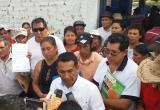 Dirigentes y alcalde marcharon hacia Sedalib esta mañana. Foto: Trujillo en Línea