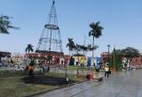 Así quedó el árbol navideño del colegio Seminario. Foto: Trujillo en Línea
