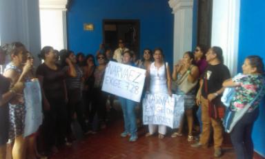 Acataron plantó dentro del local central. Foto: Trujillo en Línea