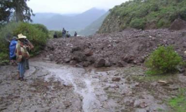 Las carreteras de acceso a la provincia de Bolívar están aisladas debido a las lluvias y huaycos. (Foto Internet)