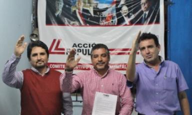 Hugo Quevedo (al centro) fue candidato a la alcaldía de Trujillo el año pasado. (Foto: Difusión)