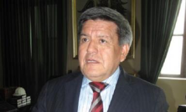 César Acuña rechazó las acusaciones del alcalde de Ate, Oscar Benavides. (Foto Perú 21)