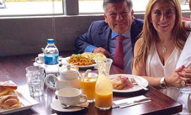 La pareja sentimental de gobernador es Jenny Gutiérrez Vaisman, prima de Jushttinn Vaisman. (Foto: Diario Correo)