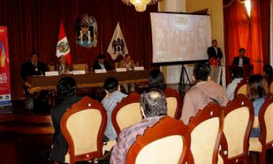 Conferencia de prensa anunciando el Festival de Cine de Trujillo. (Foto cortesía)
