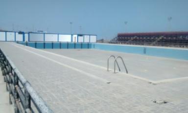 Totalmente abandonada se encuentra la piscina y otras instalaciones. Foto: Trujillo en Línea