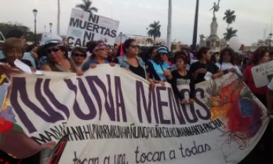 Gobernador regional y alcaldes trujillanos también marcharon. Foto: Trujillo en Línea
