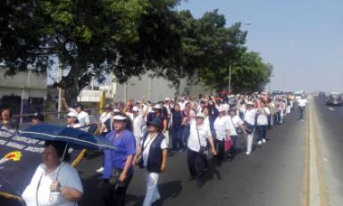 Paralizaron el tráfico por casi media hora. Foto: Trujillo en Línea
