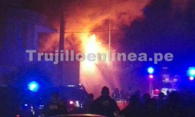 Incendio alarmó a todos los vecinos. Foto: Trujillo en Línea
