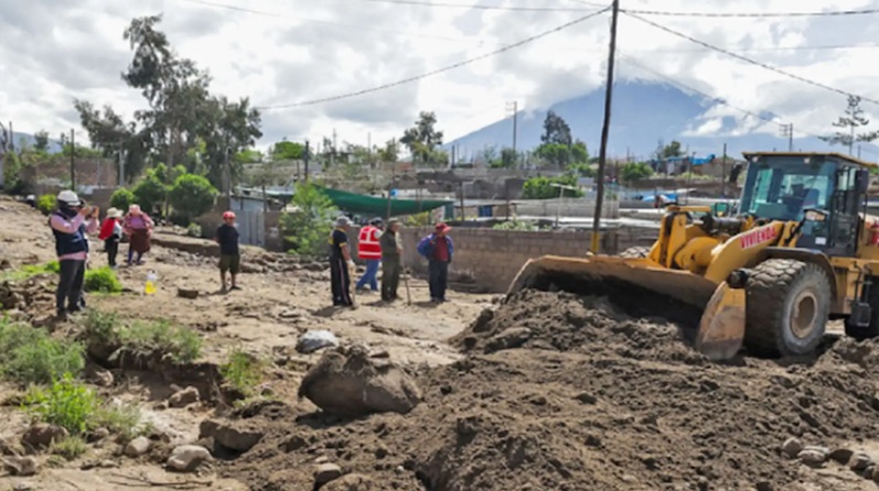 Ejecutivo declara en emergencia distritos de 14 regiones por intensas lluvias, entre ellas La Libertad