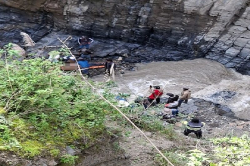 La Libertad: hallan sin vida a esposos que cayeron al río Chicama en Usquil