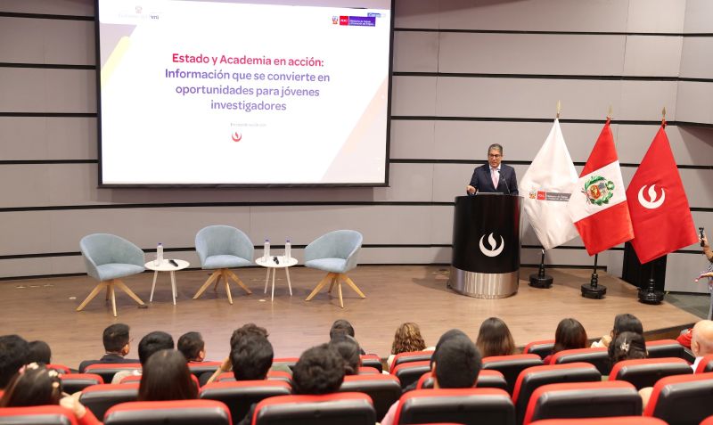 Ministerio de Trabajo abre sus bases de datos a universitarios para impulsar investigaciones sobre empleo en el Perú