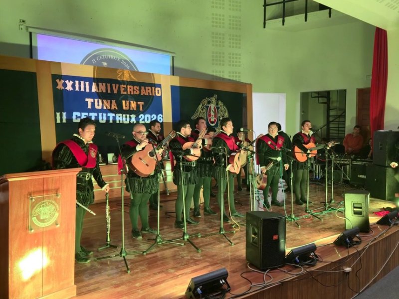 Tuna universitaria de la UNT recibió importante subvención de la Municipalidad de Trujillo