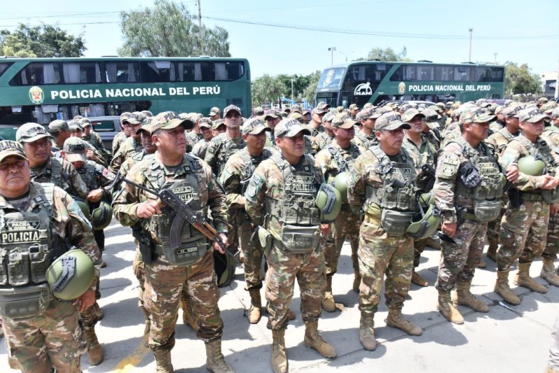 Balcázar anuncia desde Trujillo que se han asignado 500 policías nuevos para La Libertad