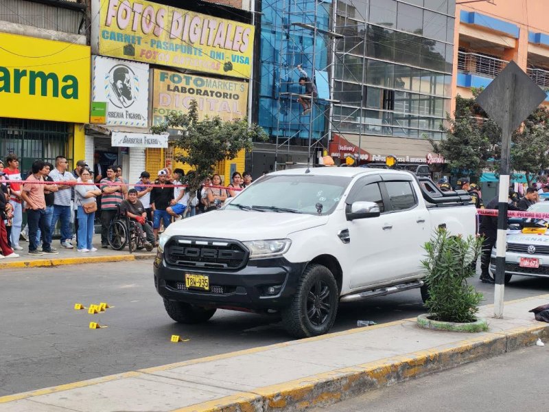Balacera deja tres personas heridas en pleno centro de Trujillo