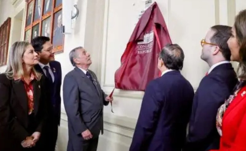 Presidente del Congreso inaugura Hemiciclo del Senado luego de proceso de restauración patrimonial