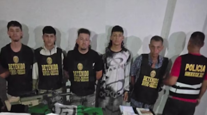 La Policía Nacional capturó en Tumbes a cinco presuntos disidentes de las FARC vinculados a extorsiones