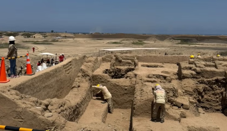 La Libertad: descubren plataforma funeraria con restos de 38 personas de alto rango en Chan Chan
