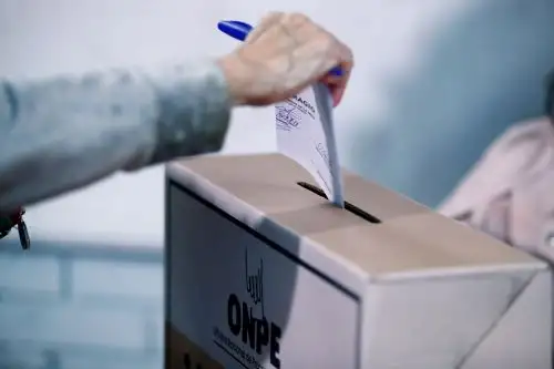 Diputados plantean que la ONPE realice conteo rápido oficial en elecciones generales
