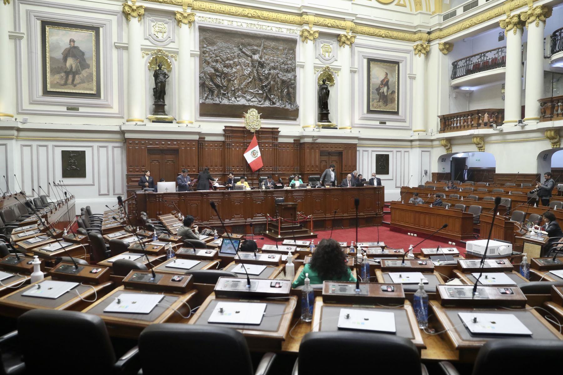 Congreso: admiten a trámite denuncias contra 4 legisladoras acusadas de recortar sueldos