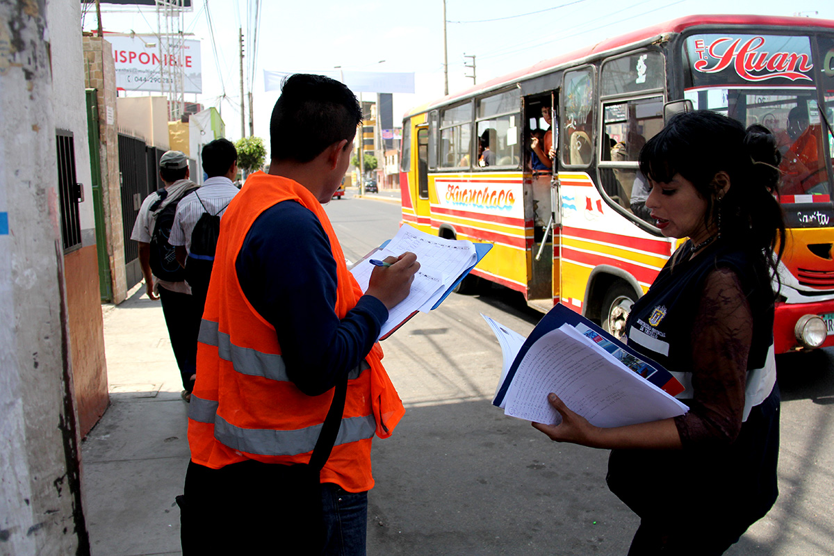 Avanzan estudios para ordenar el tráfico en Trujillo