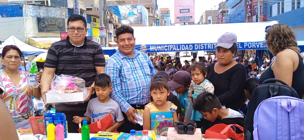 Cerca de 5 millones de soles moverá la Feria Escolar de Calzado en El Porvenir