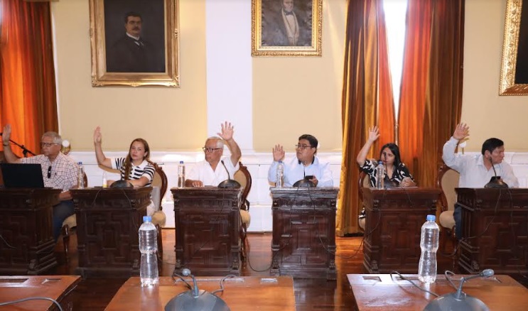 Trujillo: confirman acuerdos de Concejo respecto a vacancia de Arturo Fernández