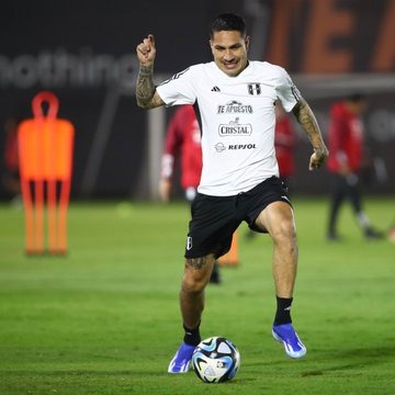 Hoy viaja la selección peruana con toda la ilusión a Santiago para enfrentar a Chile