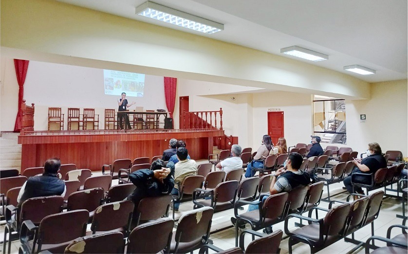 Capacitan a agricultores de Chocope en cultivos de alta rentabilidad