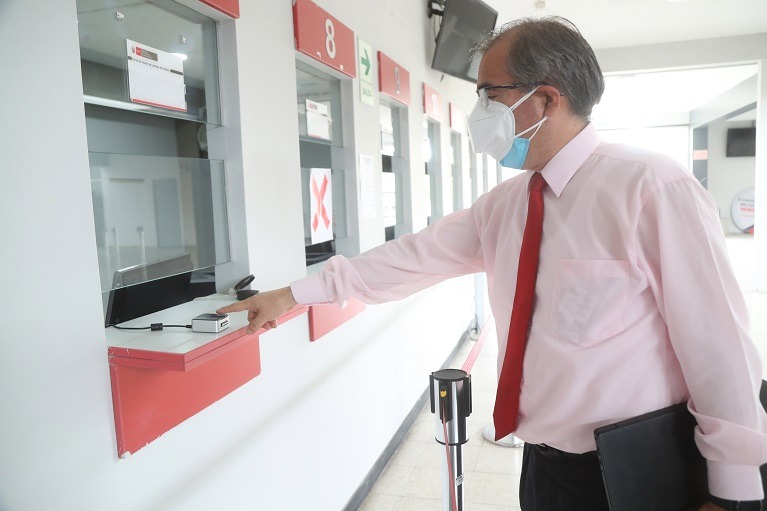 ¡Cuidado! Si vas a sacar tu licencia de conducir no te dejes engañar por tramitadores