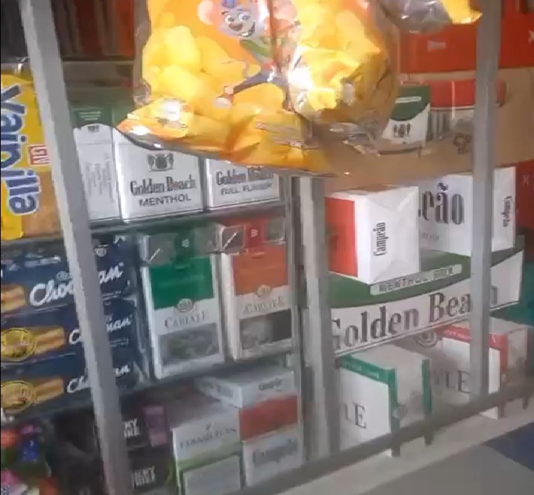 Detienen a comerciantes en El Milagro por vender cigarrillos adulterados