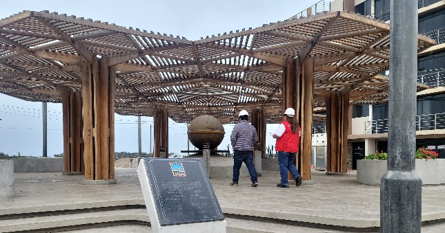 Comunican que paseo recreativo de avenida Larco presenta deficiencias de construcción