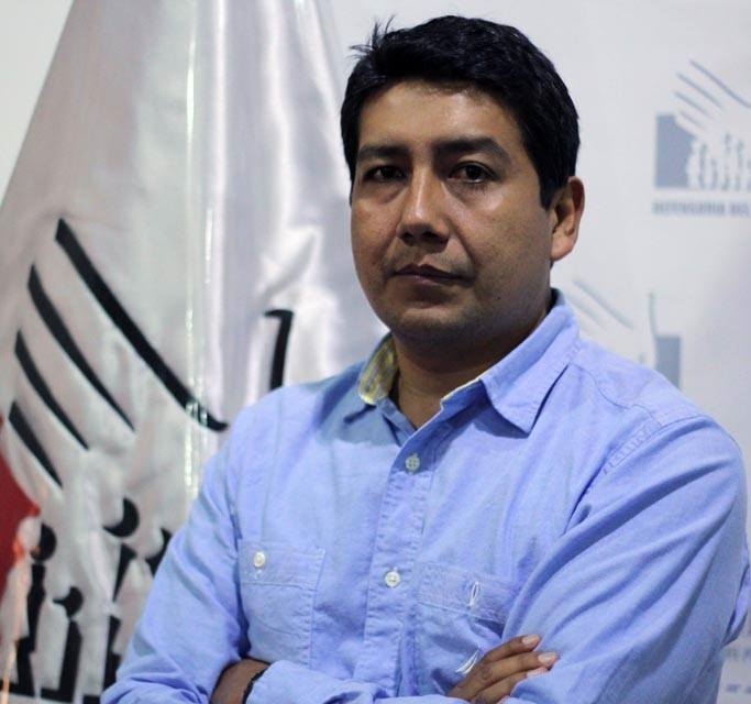 Representante de la Defensoría del Pueblo interrumpe sesión para pedir cambio de tuberías