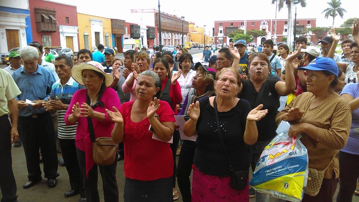 Trujillo: ambulantes exigen construcción de centro comercial
