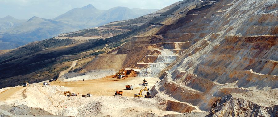 Santiago de Chuco: Rescatan primera víctima mortal de derrumbe en Comarsa 