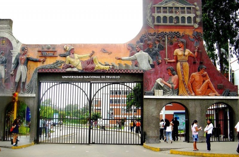 Rector de la UNT: “Es inaceptable que los docentes reclamen porque les exigimos mayor rendimiento académico”