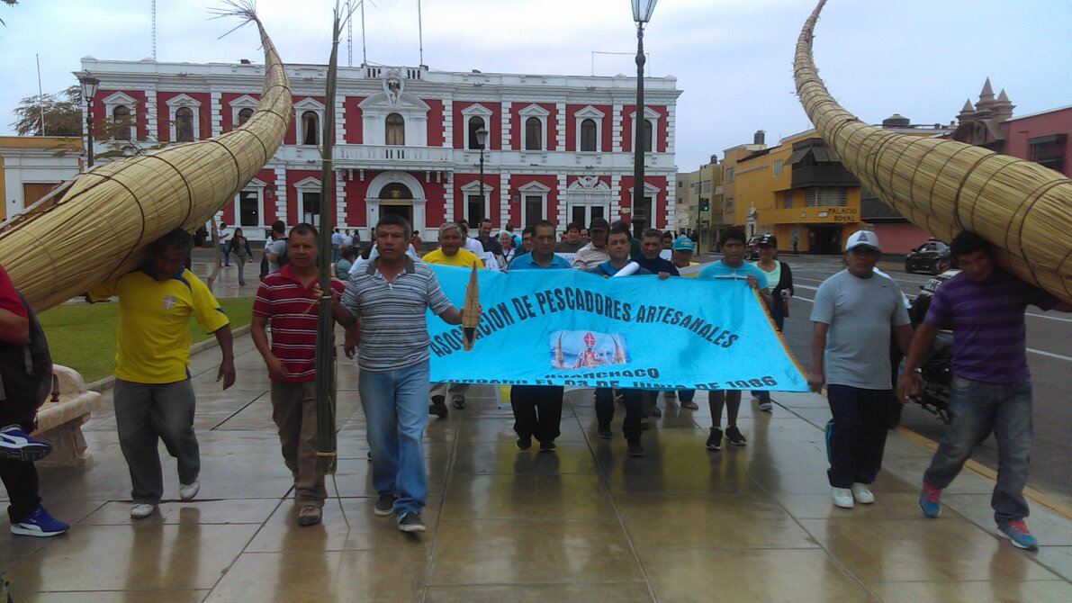 Pescadores temen que obra arruine totorales de Huanchaco