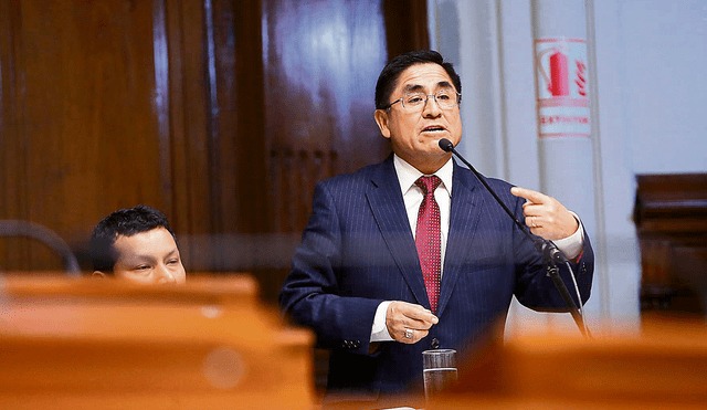 Interpol: retiran pedido de captura a César Hinostroza