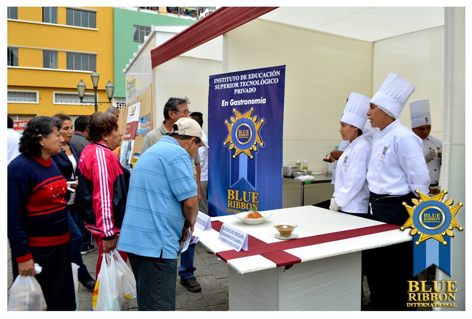 Instituto Blue Ribbon presentó platos típicos en festival “Sabores de  Trujillo”  