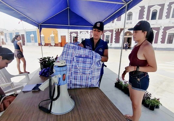 Donativos para damnificados por lluvias se reciben en la plaza de armas de Trujillo