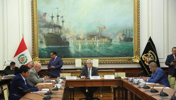 Comisión de selección al TC programa exclusión de tres postlantes para el 4 de octubre