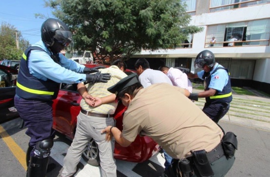 Gobierno elabora estrategia propia contra la delincuencia señala ministro