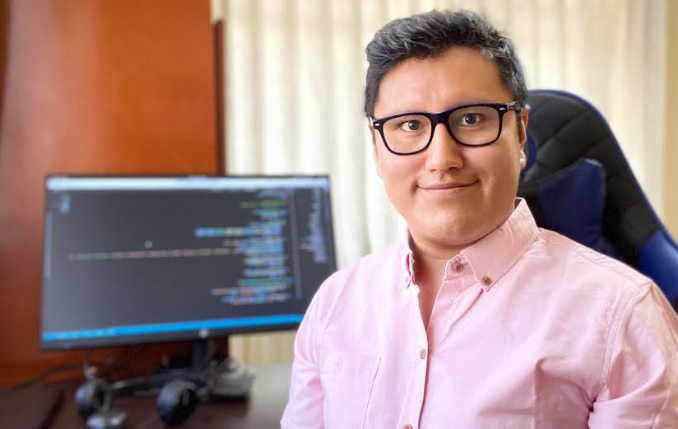 Becario peruano apoya a Google en la validación de las traducciones del aimara al inglés