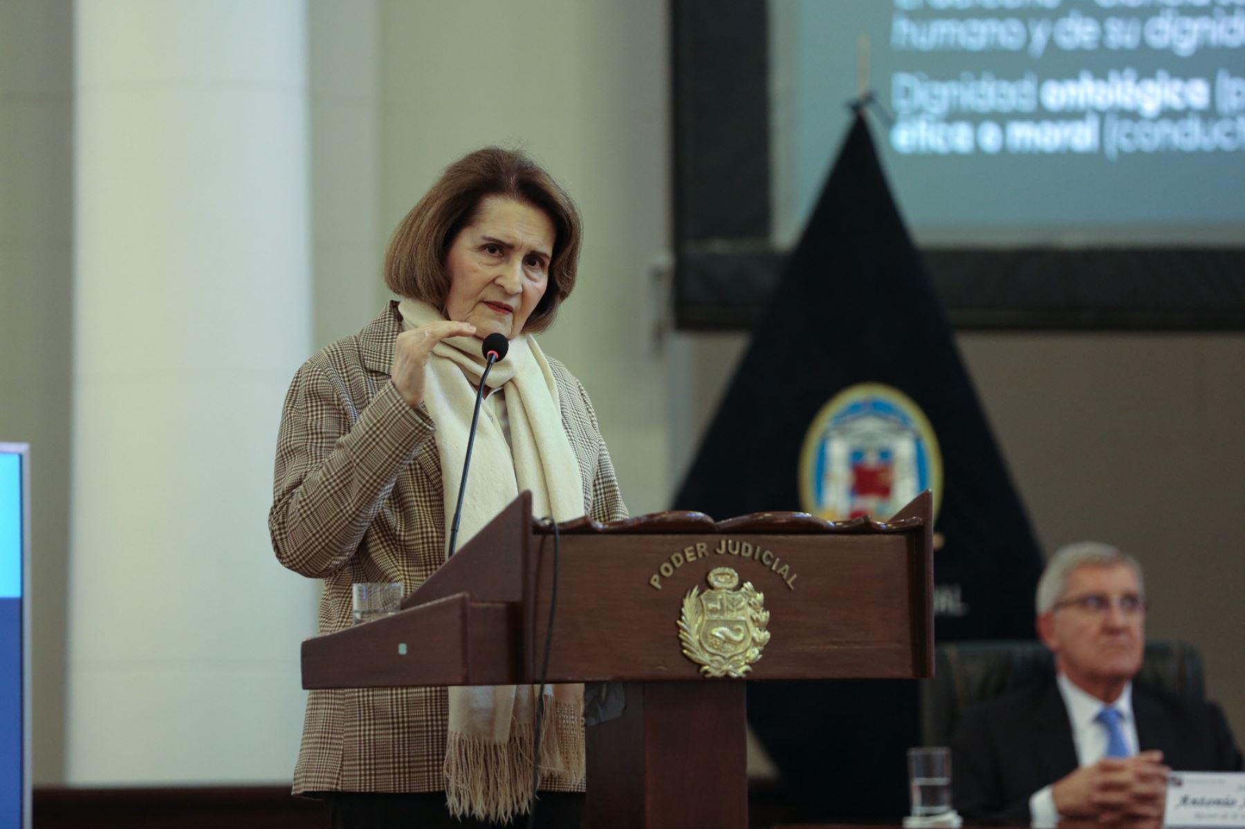 Vicepresidenta del TC respeta decisión sobre reposición a los magistrados Inés Tello y Aldo Vásquez