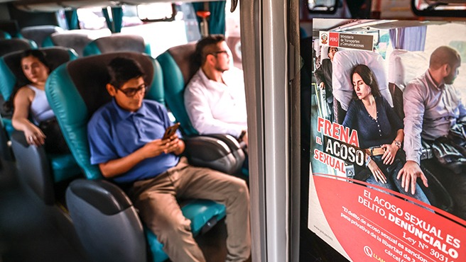 Conductores del transporte público serán capacitados contra el acoso es obligatoria