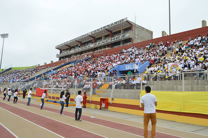 Chimbote: Miles de fieles del Perú y el extranjero participan en la ceremonia de beatificación de los sacerdotes mártires