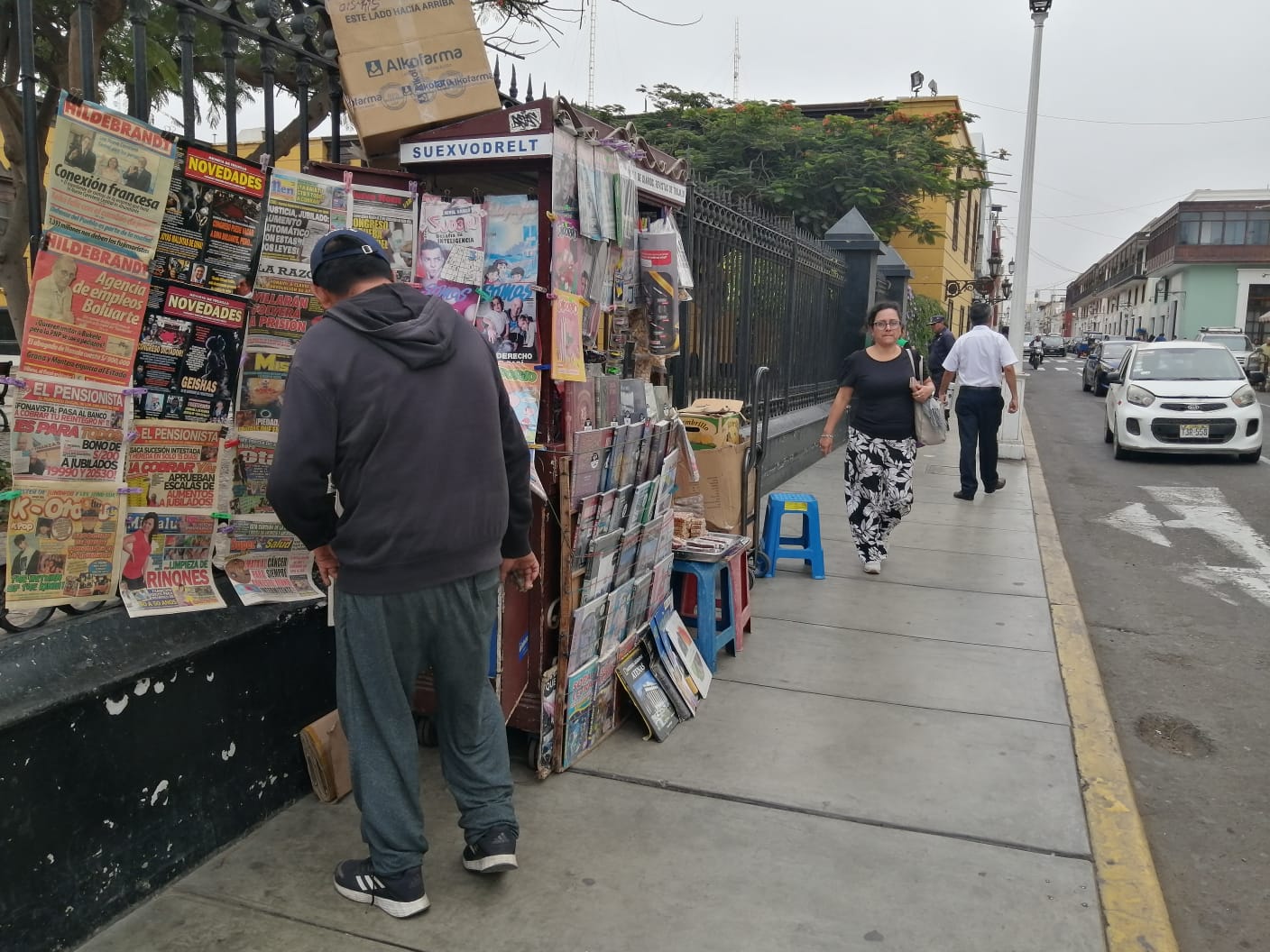 Vendedores de diarios serán reubicados por ocultar casas coloniales y monumentos de Trujillo